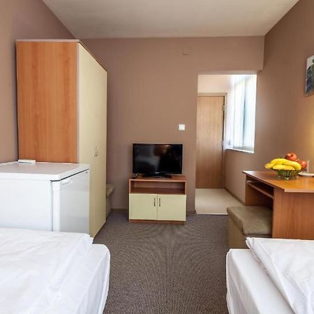 Panorama Top Floor Rooms In Hotel Tundzha Yambol Esterno foto