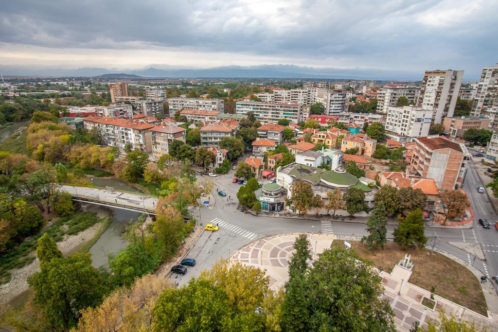 Panorama Top Floor Rooms In Hotel Tundzha Yambol Esterno foto