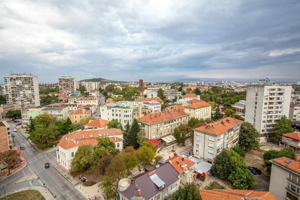 Panorama Top Floor Rooms In Hotel Tundzha Yambol Esterno foto